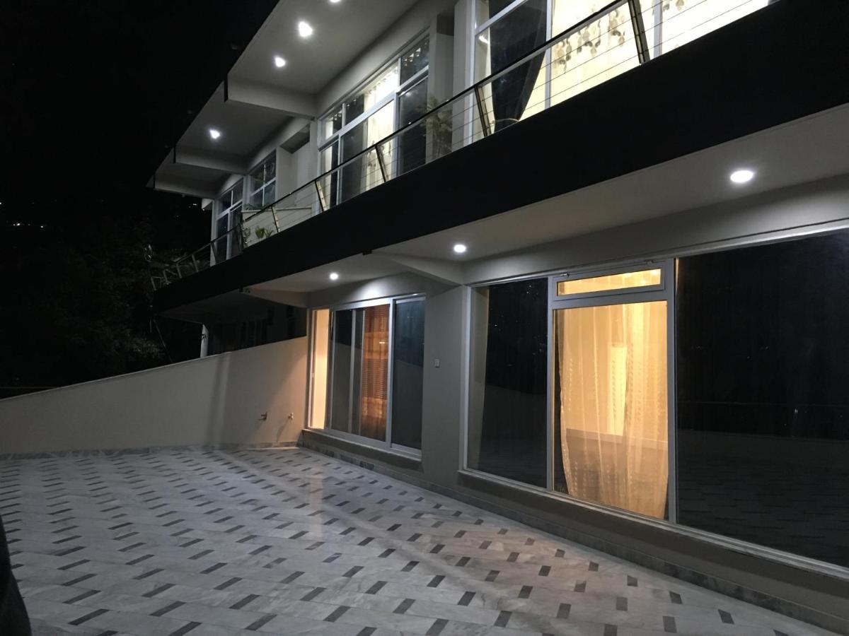 Aloche Apartments مورى المظهر الخارجي الصورة